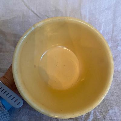 HOMER LAUGHLIN YELLOW APPLE TREE BOWLS