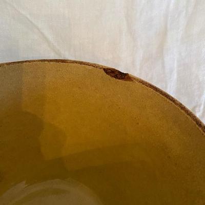 Yellowware #10 mixing bowl with blue and white stripes