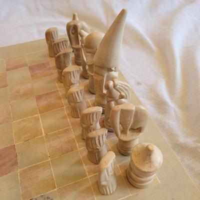 Carved Stone Chessboard and More (BD-EL)