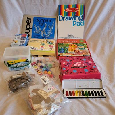 Kids Activities - Books, Crafts, Disney Toys & Much More (BD-EL)