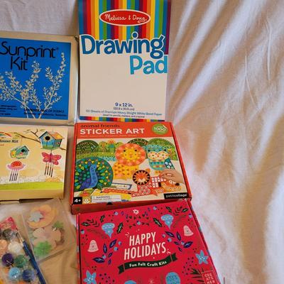 Kids Activities - Books, Crafts, Disney Toys & Much More (BD-EL)
