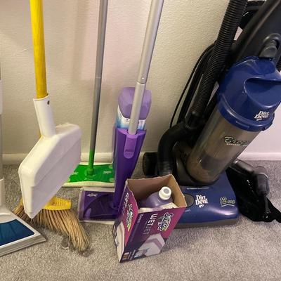 Floor cleaning items