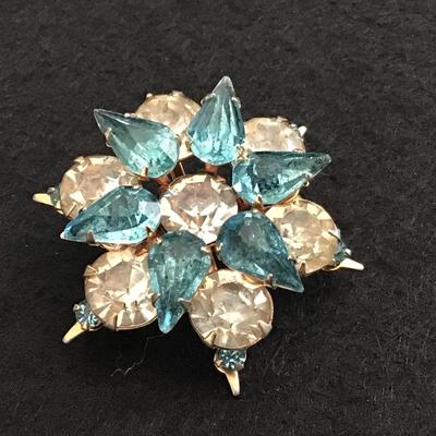 Gorgeous Rhinestone Pin