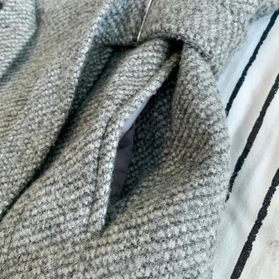 LOT 2 Z: 2 Calvin Klein Cinch Coats