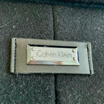 LOT 2 Z: 2 Calvin Klein Cinch Coats