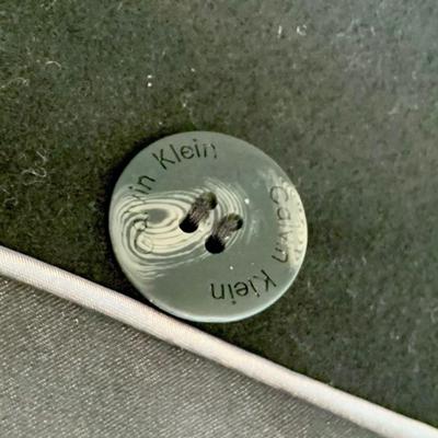 LOT 2 Z: 2 Calvin Klein Cinch Coats