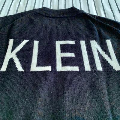 LOT 3S: Wool Blend Calvin Klein Sweater & NWT Men's Calvin Klein Pants