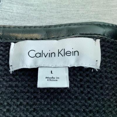 LOT 4 Z: Calvin Klein Zip Up Hoodie Collection