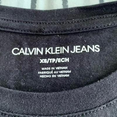 LOT 5 Z: Calvin Klein Collection; Long & Short Sleeve Shirts & Jeans