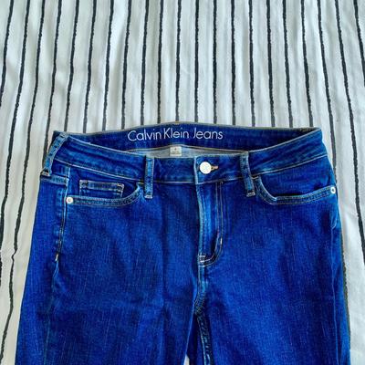 LOT 5 Z: Calvin Klein Collection; Long & Short Sleeve Shirts & Jeans