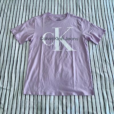 LOT 5 Z: Calvin Klein Collection; Long & Short Sleeve Shirts & Jeans