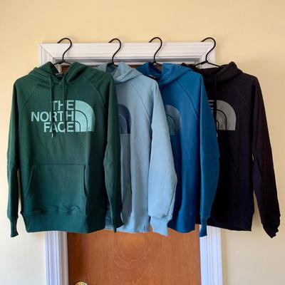 LOT 7 Z: The North Face Hoodie Collection