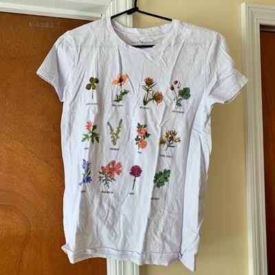 LOT 10 Z: Clothing Collection; Tommy Bahama, Jones New York, Lucy & Laurel, & Lucky Brand