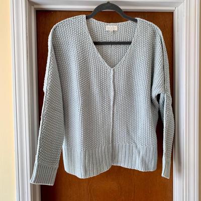 LOT 10 Z: Clothing Collection; Tommy Bahama, Jones New York, Lucy & Laurel, & Lucky Brand