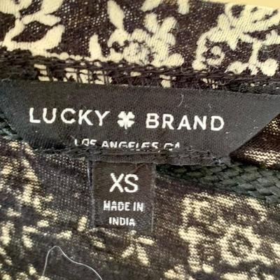 LOT 10 Z: Clothing Collection; Tommy Bahama, Jones New York, Lucy & Laurel, & Lucky Brand