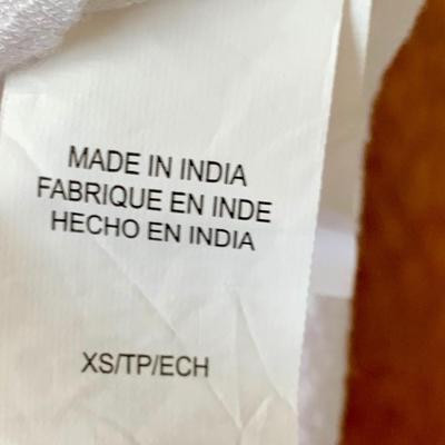 LOT 10 Z: Clothing Collection; Tommy Bahama, Jones New York, Lucy & Laurel, & Lucky Brand