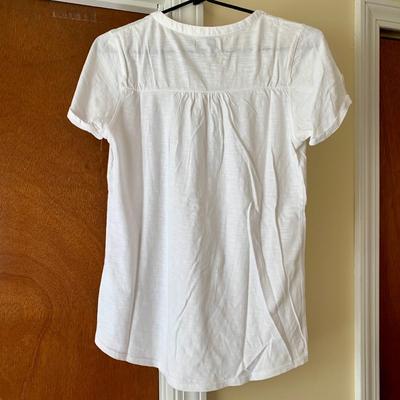 LOT 10 Z: Clothing Collection; Tommy Bahama, Jones New York, Lucy & Laurel, & Lucky Brand