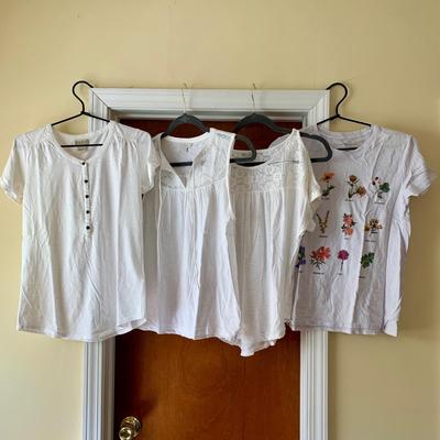 LOT 10 Z: Clothing Collection; Tommy Bahama, Jones New York, Lucy & Laurel, & Lucky Brand