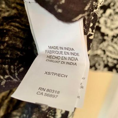 LOT 10 Z: Clothing Collection; Tommy Bahama, Jones New York, Lucy & Laurel, & Lucky Brand