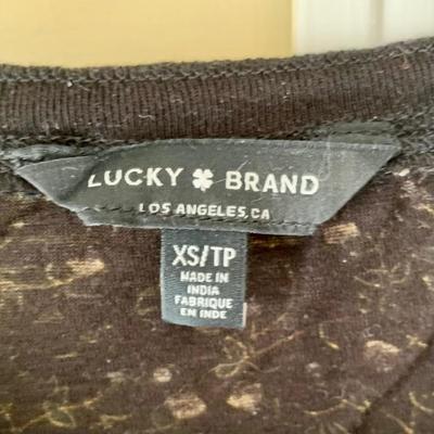 LOT 10 Z: Clothing Collection; Tommy Bahama, Jones New York, Lucy & Laurel, & Lucky Brand