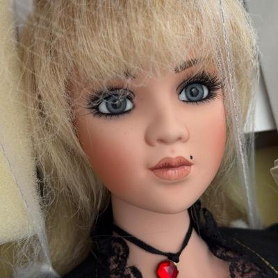 LOT 16L: NIB Jan McLean Designs Gigi Doll