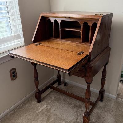 LOT 18L: Vintage 1980s Traditional Secretary Desk w/ Carved Wood Chair
