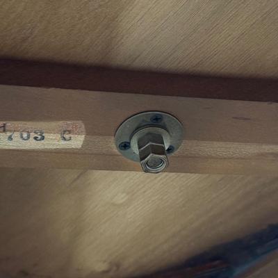 LOT 22L: Pennsylvania House Triangle Drop Leaf Table