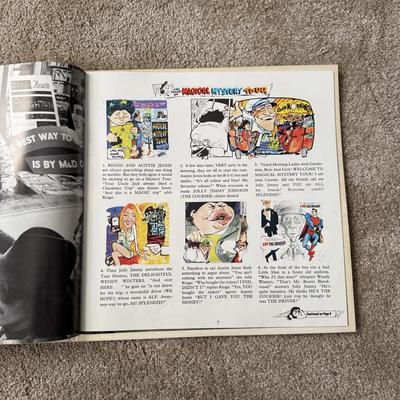 LOT 23L: Vintage 1967 The Beatles Magical Mystery Tour Vinyl Record w/ Color Photo Book