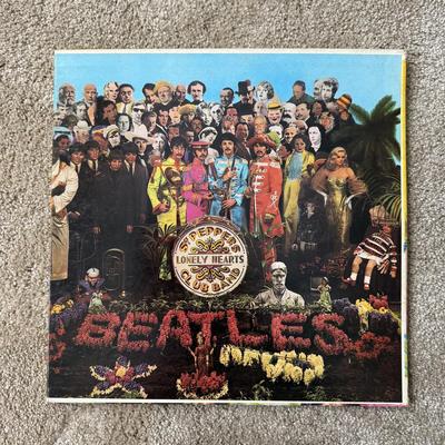 LOT 24L: The Beatles Vinyl Records: Sgt. Peppers Lonely Hearts Band & Rubber Soul