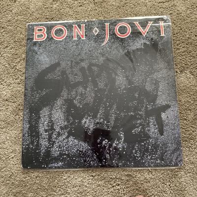 LOT 27L: Vinyl Records: The Doors, Boston, Bon Jovi, Chicago, Queen & The Rolling Stones