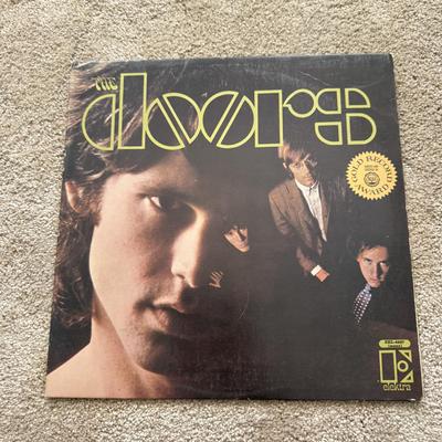 LOT 27L: Vinyl Records: The Doors, Boston, Bon Jovi, Chicago, Queen & The Rolling Stones
