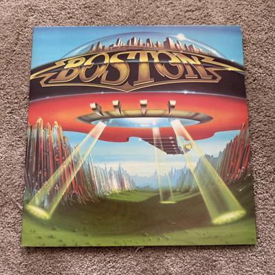 LOT 27L: Vinyl Records: The Doors, Boston, Bon Jovi, Chicago, Queen & The Rolling Stones