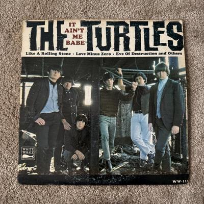 LOT 28L: Vinyl Records: The Four Tops, The Turtles, The Beach Boys, Bee Gees & More