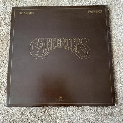 LOT 28L: Vinyl Records: The Four Tops, The Turtles, The Beach Boys, Bee Gees & More