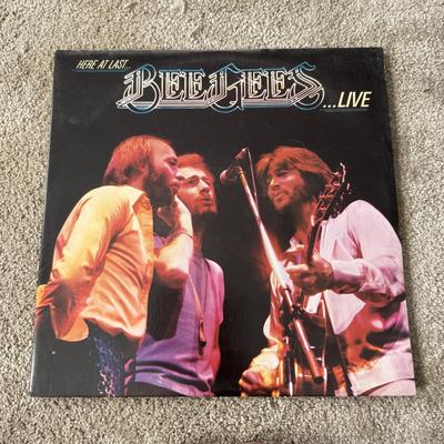 LOT 28L: Vinyl Records: The Four Tops, The Turtles, The Beach Boys, Bee Gees & More