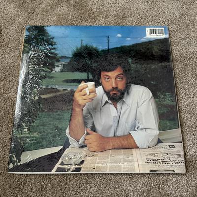 LOT 29L: Vinyl Records: Simon & Garfunkel, Billy Joel, Peter Paul & Mary