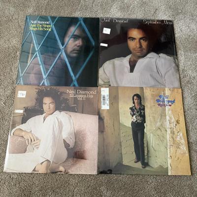 LOT 30L: Neil Diamond Vinyl Record Collection