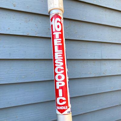 LOT 32G: Craftsman High Limb Cutter, Craftsman 15 Weed Trimmer, Fiskars Longneck Grass Shears and Quickie 16" Telescopic Utility Pole