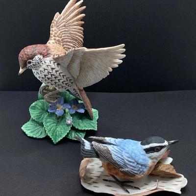LOT 40G: Lenox Fine Porcelain Wood Thrush and Red-breasted Nuthatch Bird Figurines