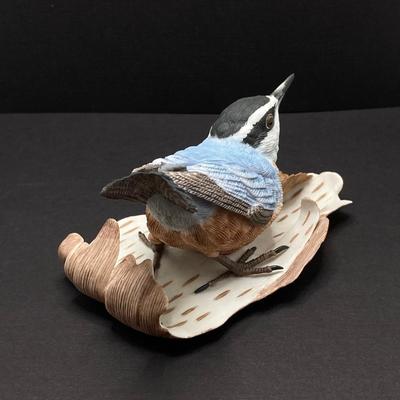 LOT 40G: Lenox Fine Porcelain Wood Thrush and Red-breasted Nuthatch Bird Figurines