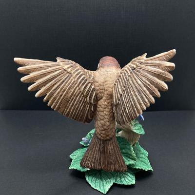LOT 40G: Lenox Fine Porcelain Wood Thrush and Red-breasted Nuthatch Bird Figurines