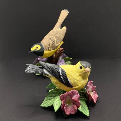 LOT 41K: Lenox Fine Porcelain Hooded Warbler and American Goldfinch Bird Figurines