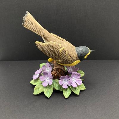 LOT 41K: Lenox Fine Porcelain Hooded Warbler and American Goldfinch Bird Figurines