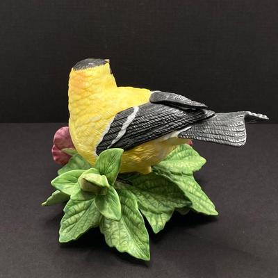 LOT 41K: Lenox Fine Porcelain Hooded Warbler and American Goldfinch Bird Figurines