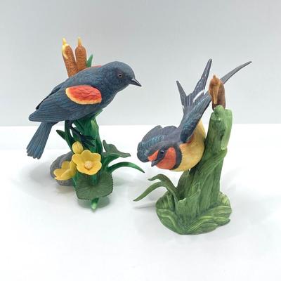 LOT 42K: Red Winged Black Bird and Barn Swallow Lenox Fine Porcelain Bird Figurines