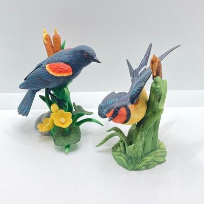 LOT 42K: Red Winged Black Bird and Barn Swallow Lenox Fine Porcelain Bird Figurines