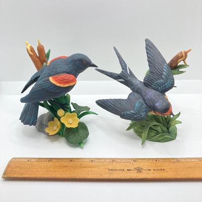 LOT 42K: Red Winged Black Bird and Barn Swallow Lenox Fine Porcelain Bird Figurines