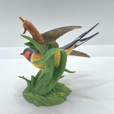 LOT 42K: Red Winged Black Bird and Barn Swallow Lenox Fine Porcelain Bird Figurines