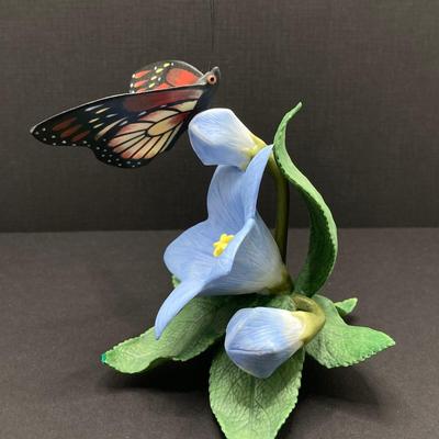 LOT 43K: Lenox Fine Porcelain Monarch and Blue Temora Butterfly and Flower