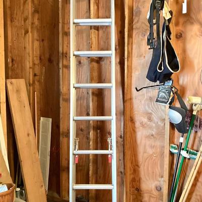 LOT 49G: Werner Aluminum Saf-T-Master 16 Foot Extension Ladder
